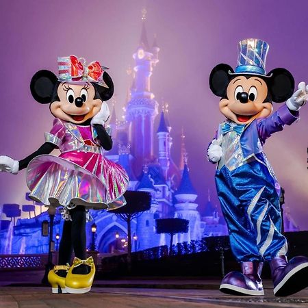 Suite Villanova Near Disneyland Paris เชสซี ภายนอก รูปภาพ